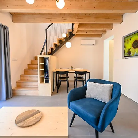 Pavlovske Domecky Appartement